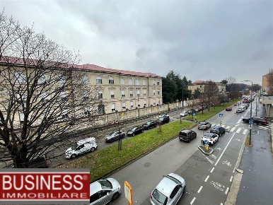 Foto Appartamento in Via Saint Bon, Milano Inganni di 45 m² con 2 locali