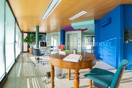 Foto Ufficio in via Filatoio, Caprino Bergamasco Caprino di 190 m²