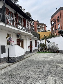 Foto Appartamento in Via Bernabò Visconti 14, Milano Quarto Cagnino