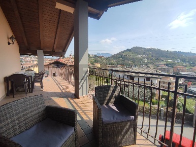 Foto Villa unifamiliare in via mascetti, San Fermo della Battaglia Centro