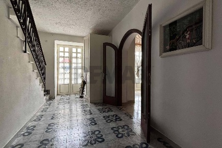 Foto Appartamento in Corso dei Mille 73, Altofonte Centro di 155 m²