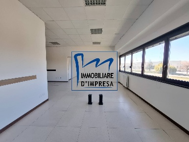 Foto Ufficio in Strada Traversetolo, Parma Botteghino - Pilastrello