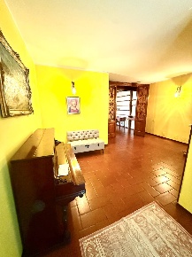 Foto Casa indipendente in Via rialto, Cremona di 364 m² con 15 locali