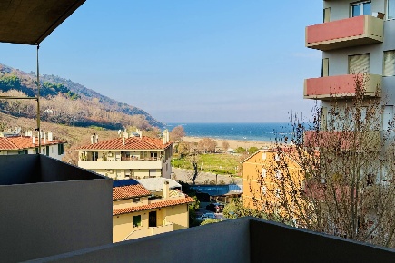 Foto Appartamento in Via Baldi 62, Pesaro Baia Flaminia di 64 m² in vendita