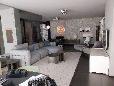 Foto Locale commerciale a Scanzorosciate Scanzo Rosciate di 215 m²