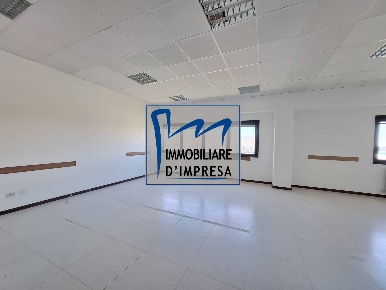 Foto Ufficio in Strada Traversetolo, Parma Botteghino - Pilastrello