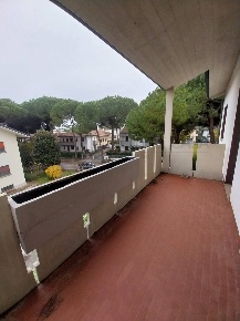 Foto Appartamento in Via Plauto 12, Cervia Pinarella di 160 m² con 6 locali
