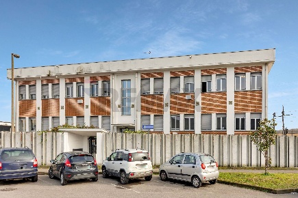 Foto Ufficio in vi di vittorio 47, Peschiera Borromeo di 85 m² con 2 locali