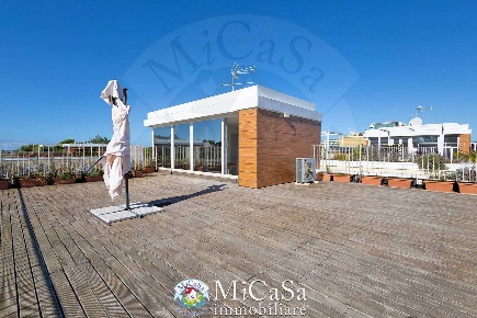 Foto Appartamento in Viale Del Tirreno 369, Pisa Calambrone di 87 m²