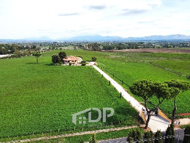 Foto Appartamento in SP35d 192, Palombara Sabina di 118 m² con 4 locali
