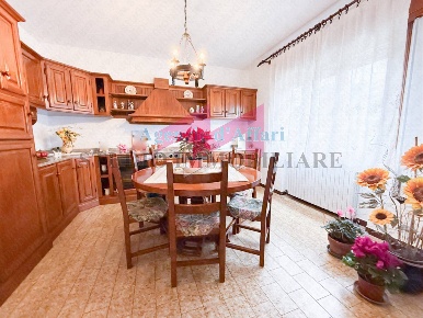 Foto Casa indipendente in via dosso 2, Giacciano con Baruchella di 215 m²