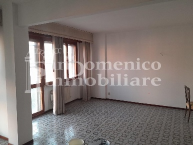 Foto Appartamento a Pisa Pratale di 140 m² con 6 locali in vendita