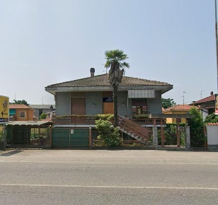 Foto Villa unifamiliare a Vigevano Cascame, San Giovanni di 232 m²