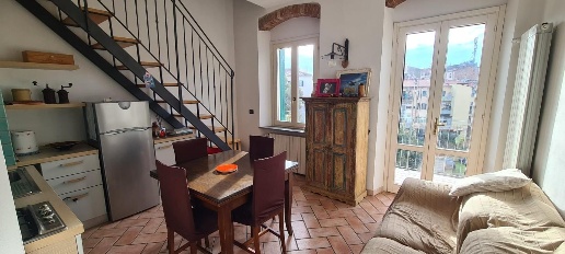 Foto Appartamento a Livorno Cisternone di 65 m² con 3 locali in vendita