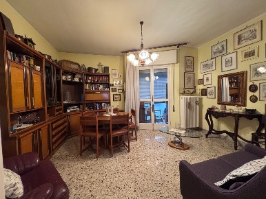 Foto Appartamento a Rovigo Commenda, San Bortolo di 90 m² con 5 locali