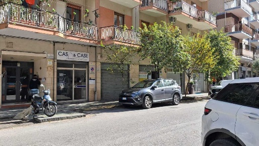 Foto Locale commerciale in Via Luigi Guercio 147, Salerno Irno - Brignano