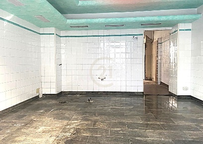 Foto Locale commerciale in Via Paolo Vasta  31, Acireale Centro Storico