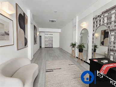 Foto Locale commerciale a Terni Centro Storico di 70 m² con 2 locali