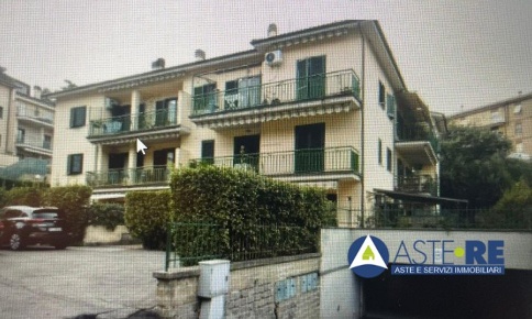 Foto Appartamento Soriano nel Cimino Centro di 100 m² con 4 locali