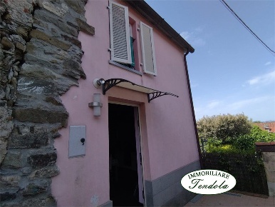 Foto Rustico a Fosdinovo di 55 m² con 2 locali in vendita