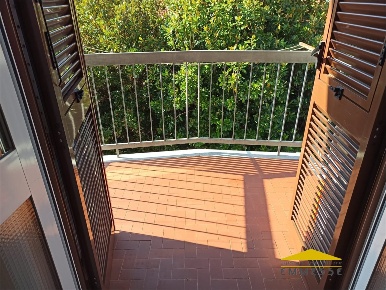 Foto Appartamento a Massa Centro di 80 m² con 4 locali in vendita