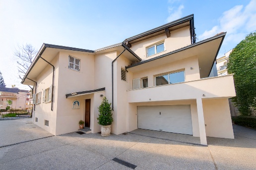 casa indipendente in vendita a Piacenza in zona Belvedere / Quartiere Duemila