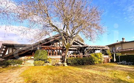 Foto Villa singola in Via VINCENZO BELLISARIO 18, Avezzano Centro di 315 m²