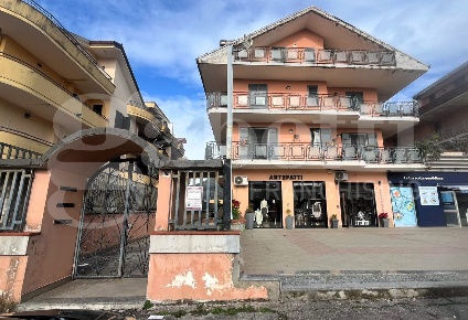 Foto Appartamento in Capitano Alberto Bizzari, Calvi Risorta di 115 m²