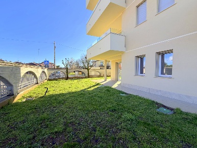 Foto Appartamento a Casorezzo di 122 m² con 3 locali in vendita