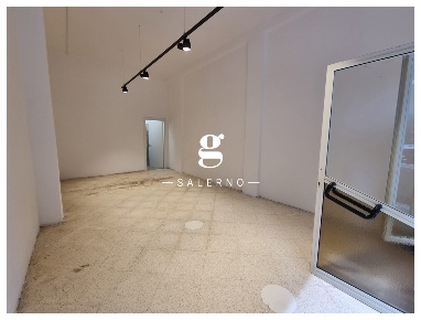 Foto Negozio in Santa Margherita, Salerno Pastena - Pastena Alta di 39 m²