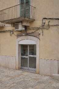 Foto Locale commerciale in via roma 36, Casamassima con 2 locali in affitto