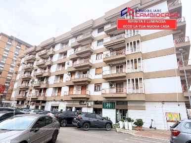 Foto Appartamento in via dante 236, Taranto Tre Carrare di 160 m²