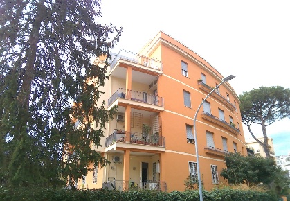 Foto Appartamento in Clivo Di Cinna, Roma Medaglie d'Oro di 102 m²