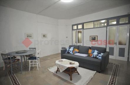 Foto Appartamento in Via CAMPO DEI FIORI 12, Terracina Centro Storico