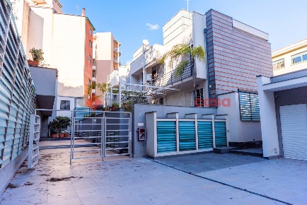 Foto Appartamento in Via Carbone 5, Catania XX Settembre - Tribunale