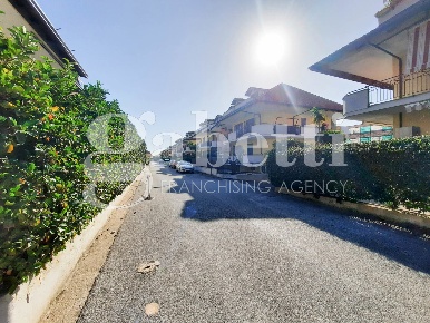 Foto Attico in Via STAFFETTA 127, Giugliano in Campania Lago Patria