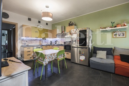 Foto Appartamento a Sinnai Centro di 85 m² con 4 locali in vendita