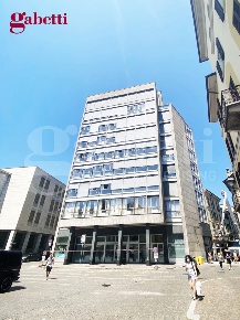 Foto Ufficio in Via Roma 28, Lecco Centro di 190 m² con 5 locali in affitto