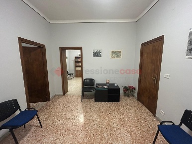 Foto Casa indipendente in Via De Gasperi 49, Grottaglie di 120 m²