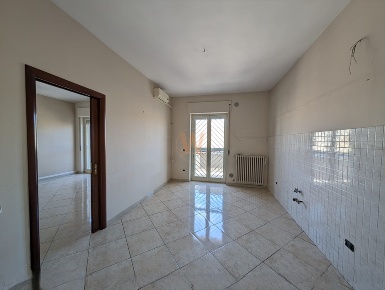 Foto Appartamento in VIA TOGLIATTI, Trani di 153 m² con 4 locali in vendita