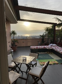 Foto Attico in vico Ferruccio, Reggio di Calabria di 165 m² con 6 locali