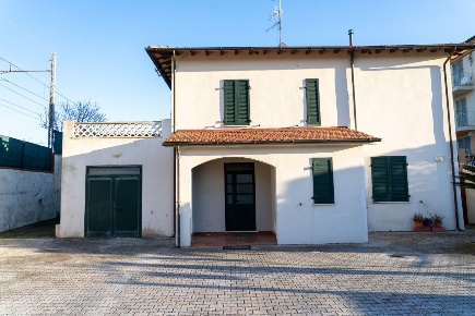 Foto Villa unifamiliare a Rosignano Marittimo Castiglioncello di 130 m²