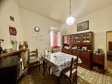 Foto Casa indipendente a Volterra Centro di 120 m² con 7 locali in vendita