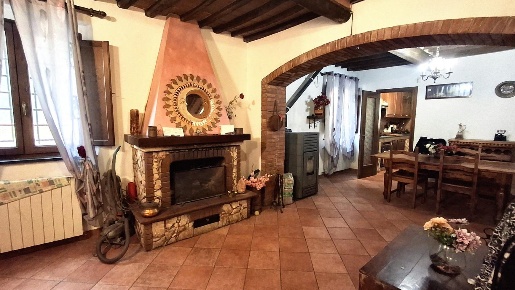 Foto Casa indipendente a San Giuliano Terme Pontasserchio, Pappiana