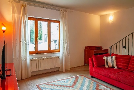 Foto Case semi ndipendenti a San Miniato Corazzano di 107 m² con 5 locali