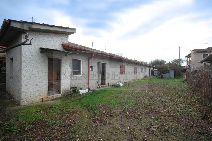 Foto Case semi ndipendenti in Via Crociale, Pietrasanta di 140 m²