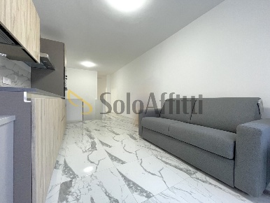 Foto Appartamento in Via XX Settembre 29, Catanzaro Centro Storico di 75 m²