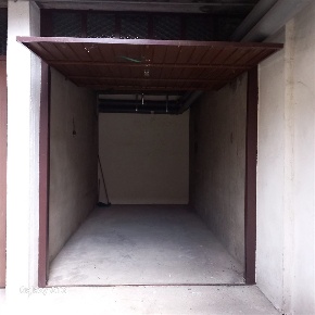 Foto Box in via D'annunzio, Legnano di 13 m² in vendita