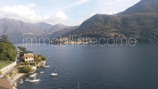 Foto Appartamento in via Besana, Moltrasio di 100 m² con 3 locali