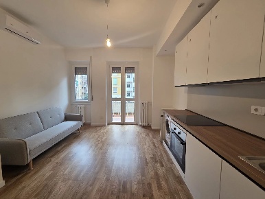 Foto Appartamento in Viale Famagosta 30, Milano Famagosta con 2 locali